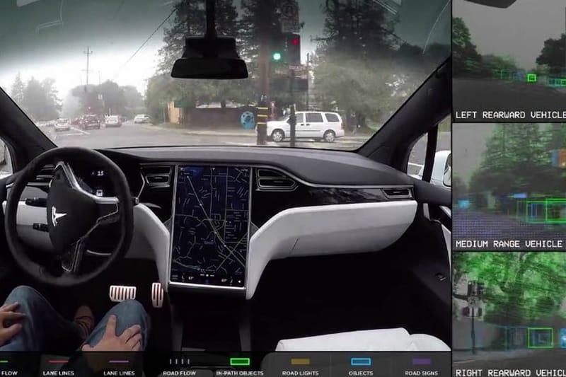 Tesla 全新「自動駕駛」技術測試影片