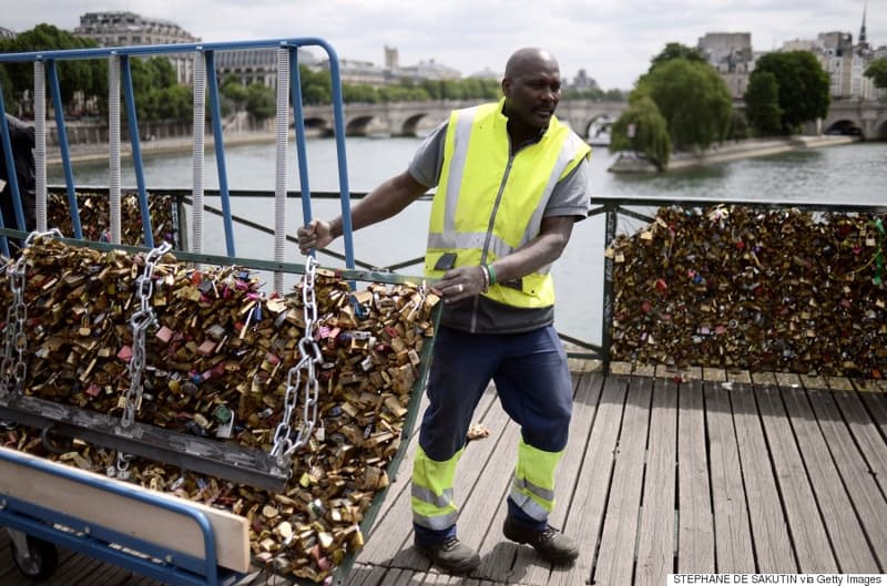 Paris Will Auction Off 'Love Locks' To Help Refugees