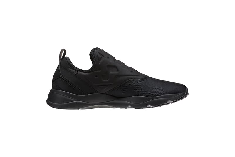Reebok Furylite Slip On 全新黑、白配色