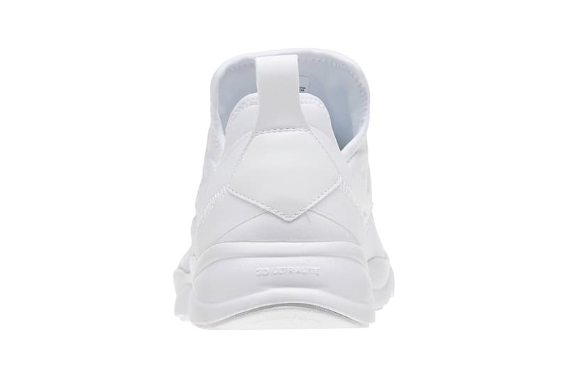 Reebok Furylite Slip On 全新黑、白配色