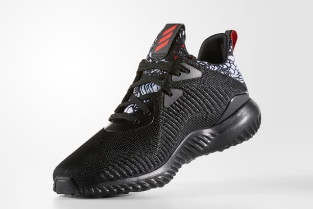 adidas AlphaBOUNCE「CNY」別注配色