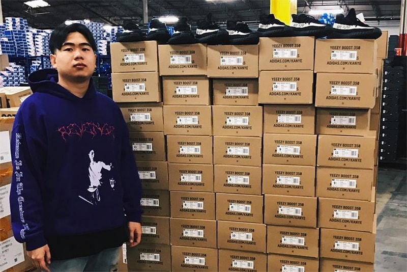 Allen Kuo YEEZY BOOST 350 V2 Black/White