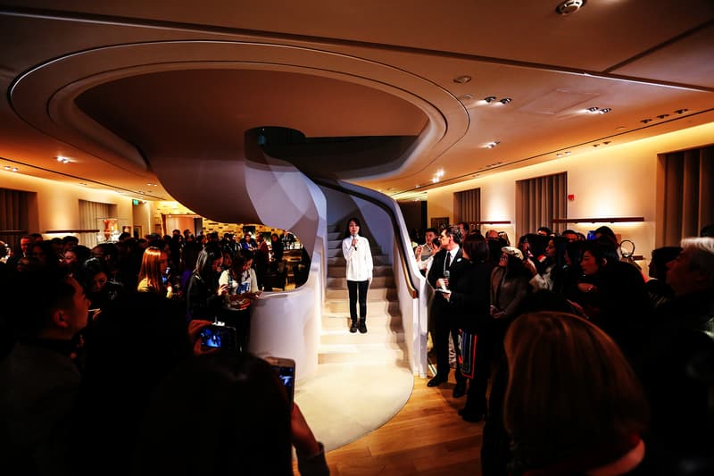 Maison Hermès Shanghai 光影瓷片創作全新櫥窗展示