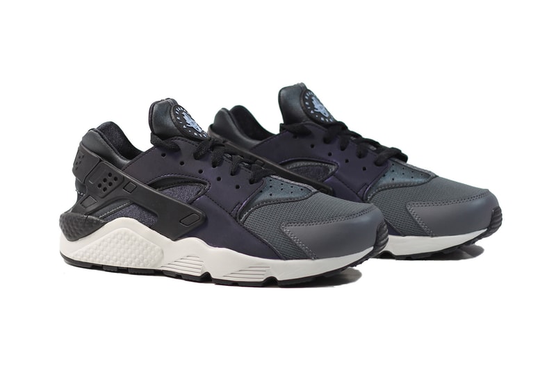 Nike Air Huarache "Iridescent"
