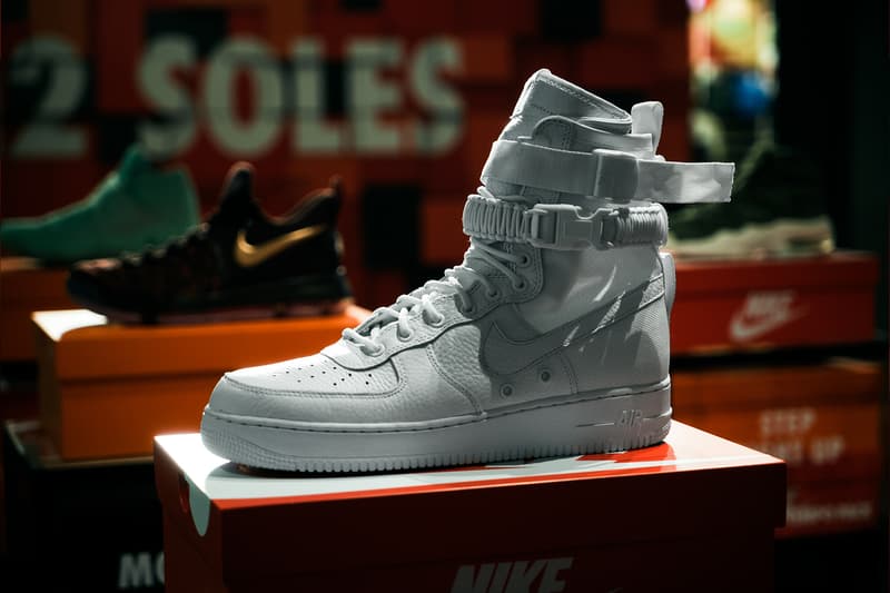 率先走進全新 Nike Kicks Lounge 擴充新店