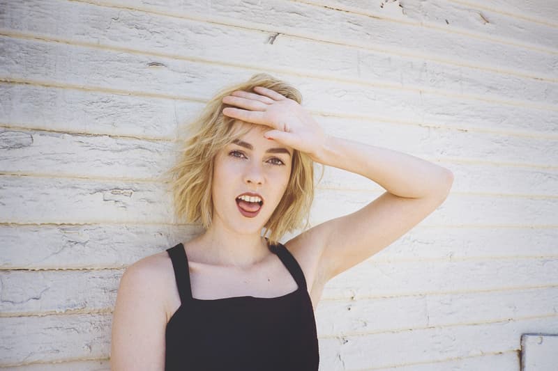 背後的故事－Tom Ford 電影《Nocturnal Animals》Jena Malone 穿起的 Comme Des Garçons