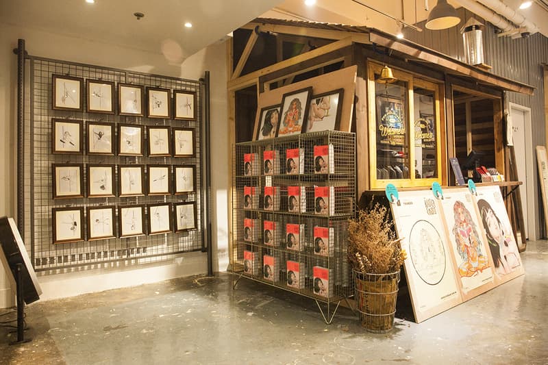 從漫畫家門小雷畫集展覽出發－走進 OVERLAB 概念新店