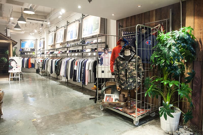 從漫畫家門小雷畫集展覽出發－走進 OVERLAB 概念新店