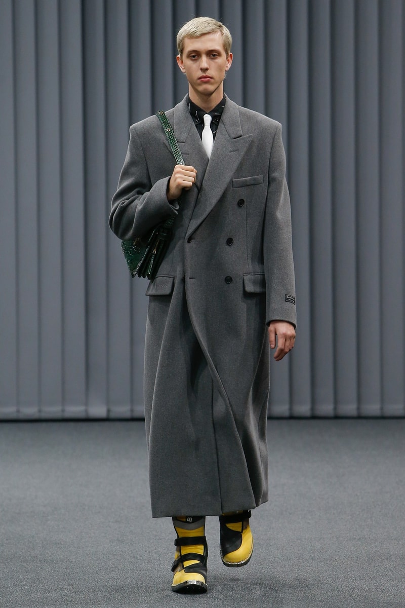 Balenciaga 2017 Fall/Winter Collection