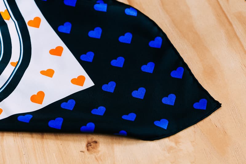 心型禮盒 Hermès「Brides de gala LOVE 90」Silk Scarf