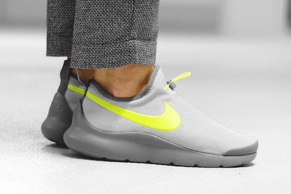 Nike Aptare 全新配色設計