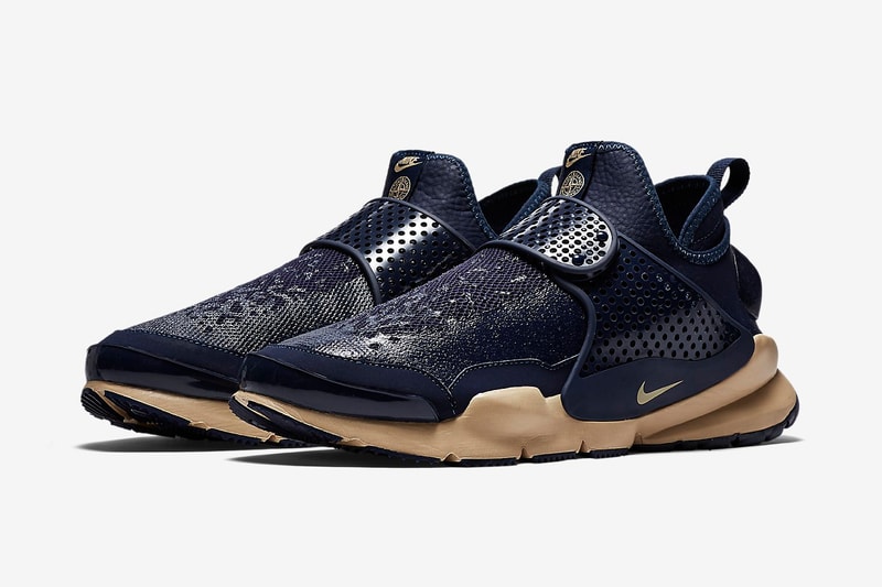 Stone Island x NikeLab Sock Dart Mid NikeStore