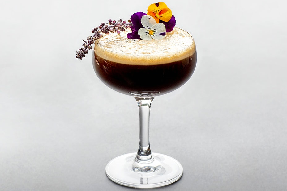 5 Grammys-Inspired Cocktails to Turn Your Viewing Party Up a Notch