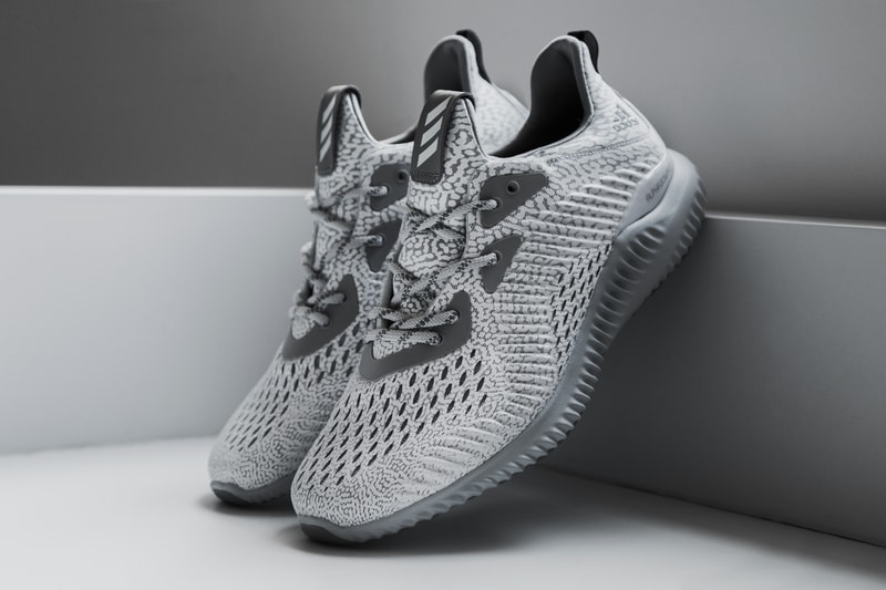 近賞 adidas AlphaBOUNCE 全新灰白配色