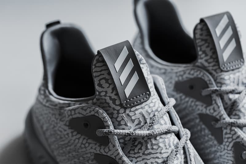 近賞 adidas AlphaBOUNCE 全新灰白配色