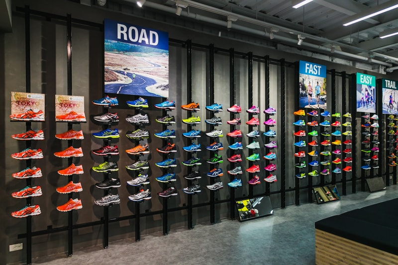 走進 ASICS 台北全新旗艦店　
