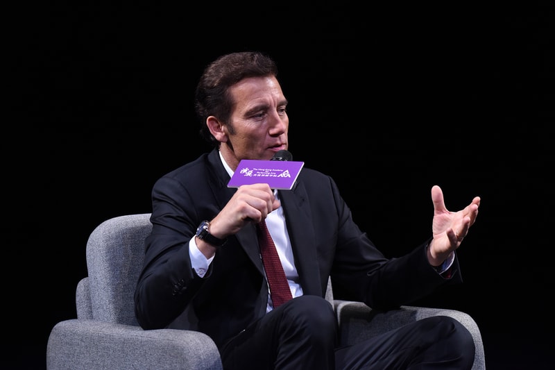 英國型男演員 Clive Owen 與演藝學生分享電影生涯與經歷