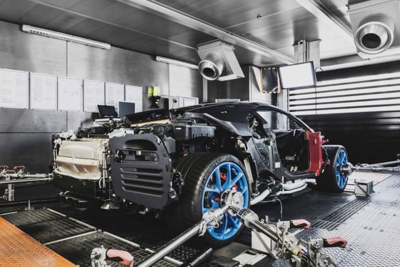 走進地上最豪超跑之一的 Bugatti Chiron 生產設施之內