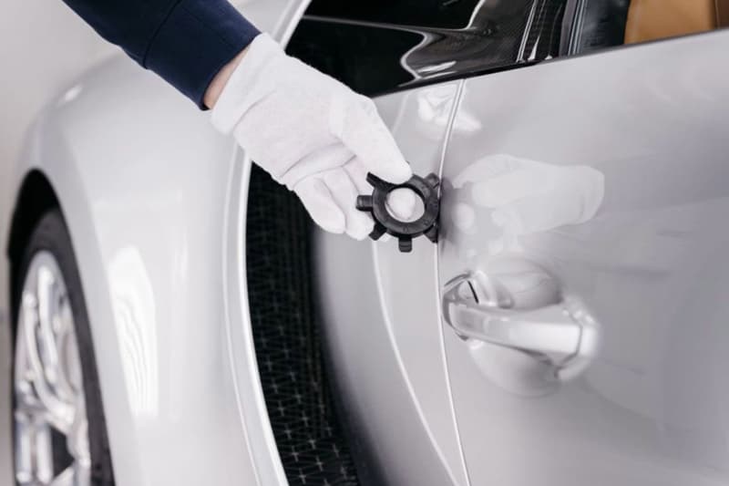 走進地上最豪超跑之一的 Bugatti Chiron 生產設施之內