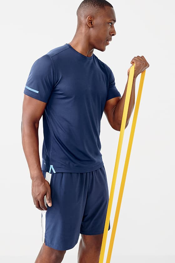 J.Crew x New Balance 推出首個男士運動服飾系列