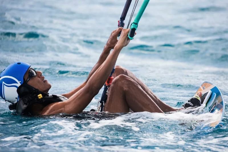 技能解鎖－奧巴馬於加勒比海學習衝浪