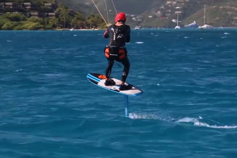 技能解鎖－奧巴馬於加勒比海學習衝浪