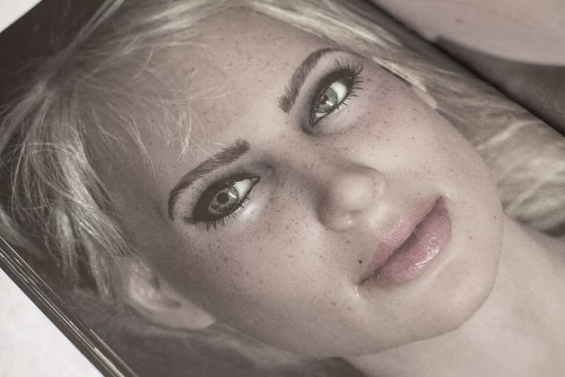 YEEZY SEASON 5 Kanye West “Lost Hills” Invite Sweatshirt & Zine