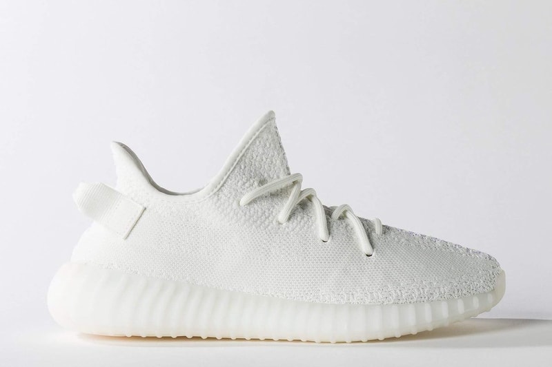 傳聞 adidas Originals YEEZY BOOST 350 V2 全白配色將在 4 月 29 日發售