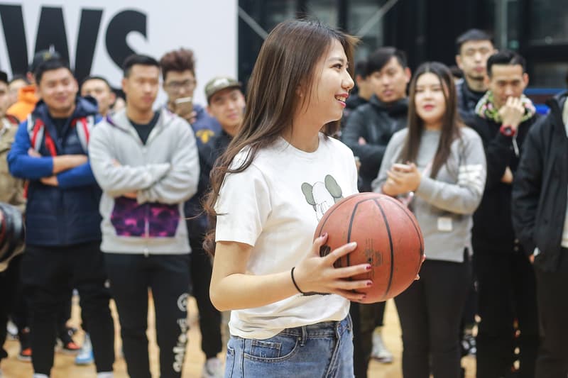 KAWS x Air Jordan 4 DEAL 400ml Recap