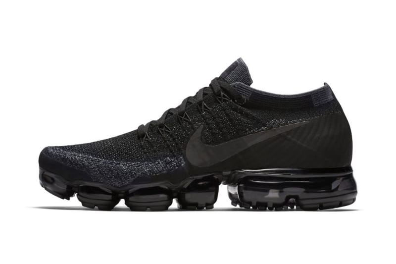 Nike Air VaporMax 全新「Triple Black」配色