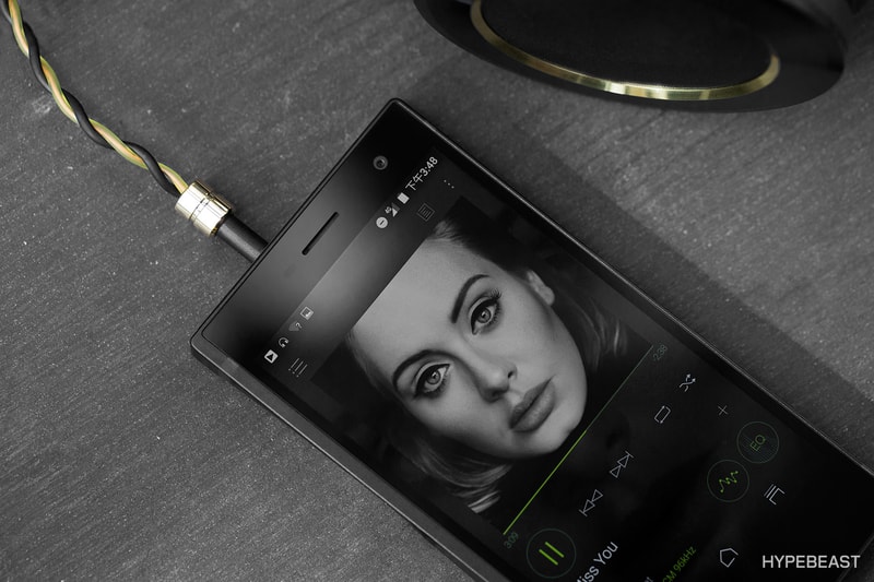 ONKYO 全新音樂智能手機「GRANBEAT」DP-CMX1