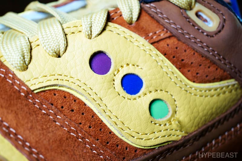 近賞 Feature x Saucony Courageous 「Belgian Waffle 」