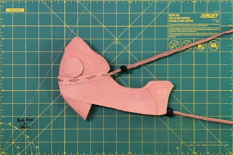 王志鈞打造 Stampd x PUMA Clyde 粉色面具