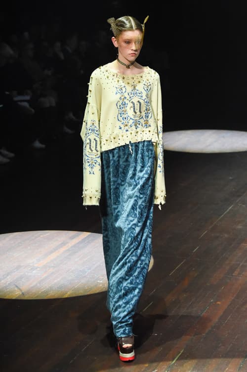 UNDERCOVER 2017-18 Autumn Winter Women's Collection