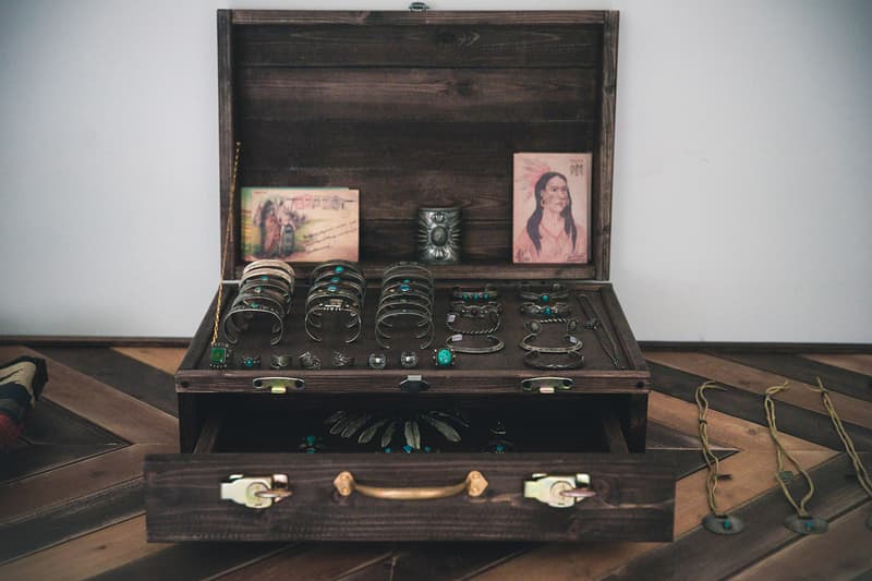 率先走進香港注目銀器名所 vinavast 新店