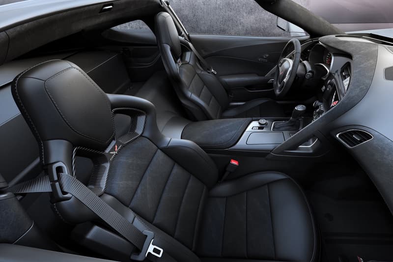 日本獨佔發售特別「Admiral Blue」配色 Chevrolet Corvette