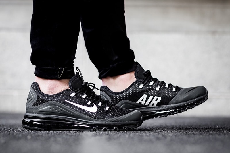 Nike Air Max More 全黑配色