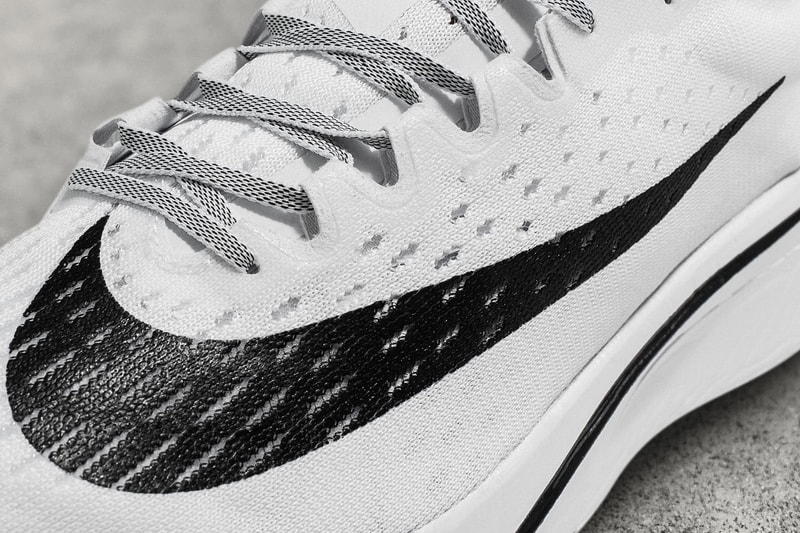 Nike Zoom Vaporfly 4% White/Black