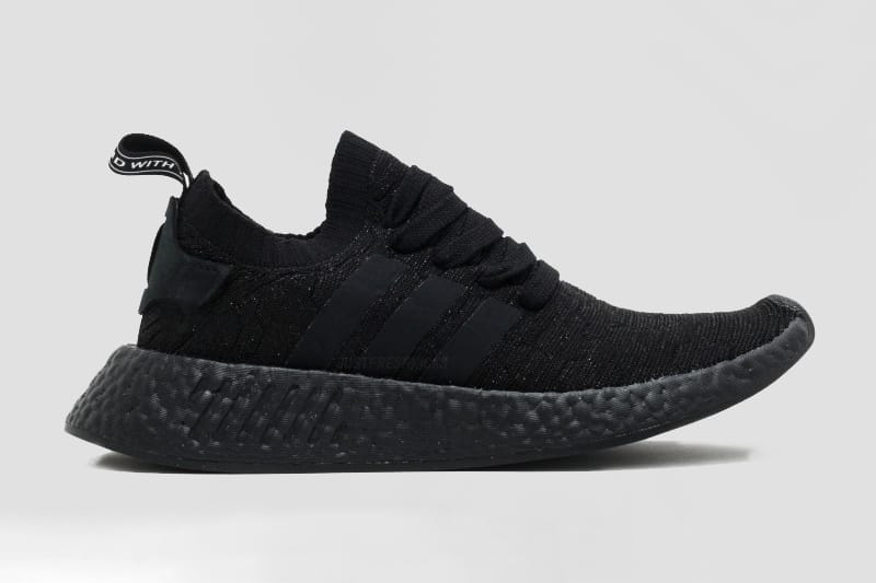 adidas Originals NMD R2「Triple Black」配色官方圖片釋出