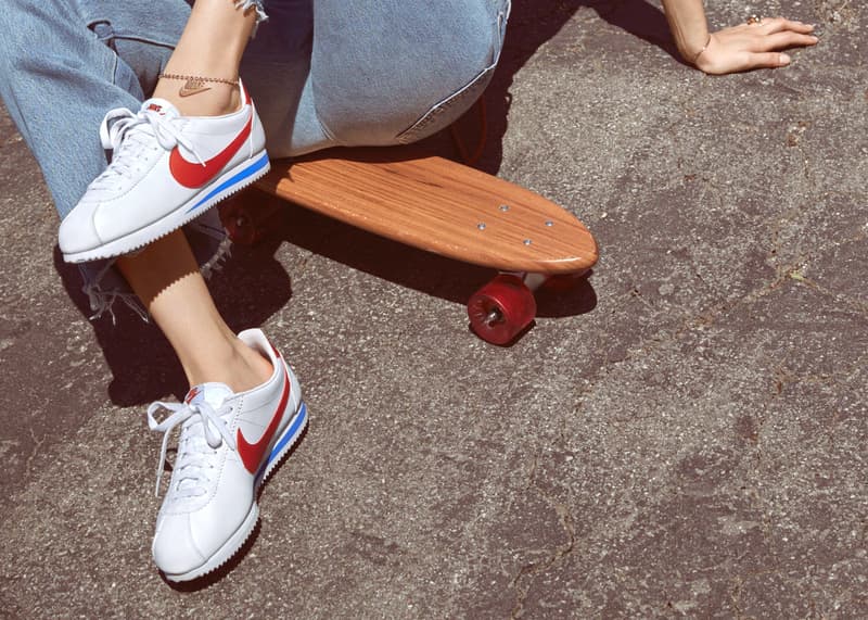 Bella Hadid 性感演繹 Nike Cortez 造型特輯