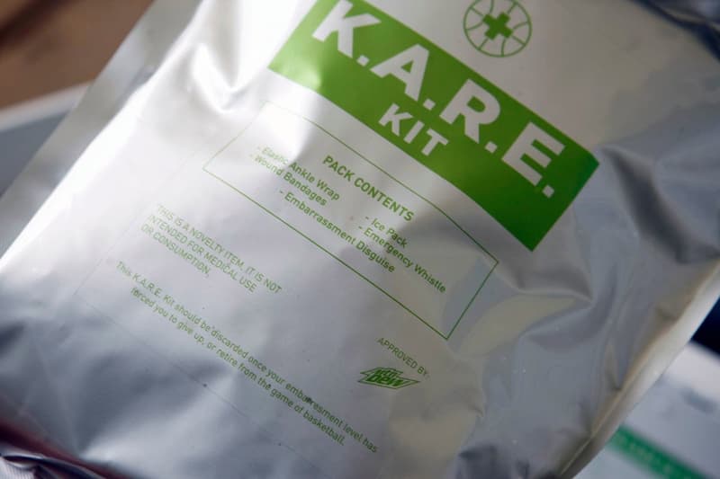 近賞 Mountain Dew x Nike Kyire 3「K.A.R.E.」紀念版套裝