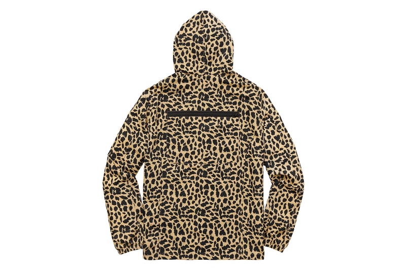 Supreme x Michael Jackson 聯名系列將於明日正式發售