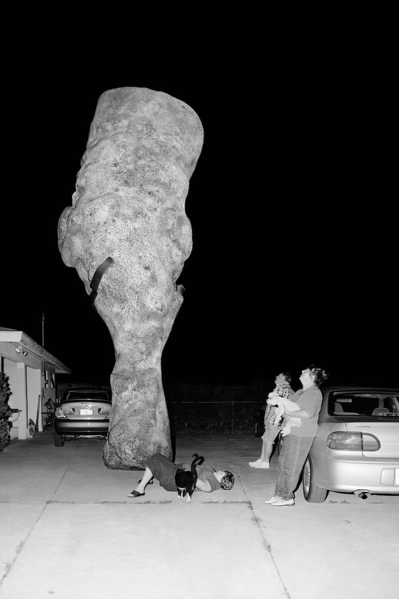 東京 DIESEL ART GALLERY 舉辦怪奇裸露攝影展「NO JOKE」