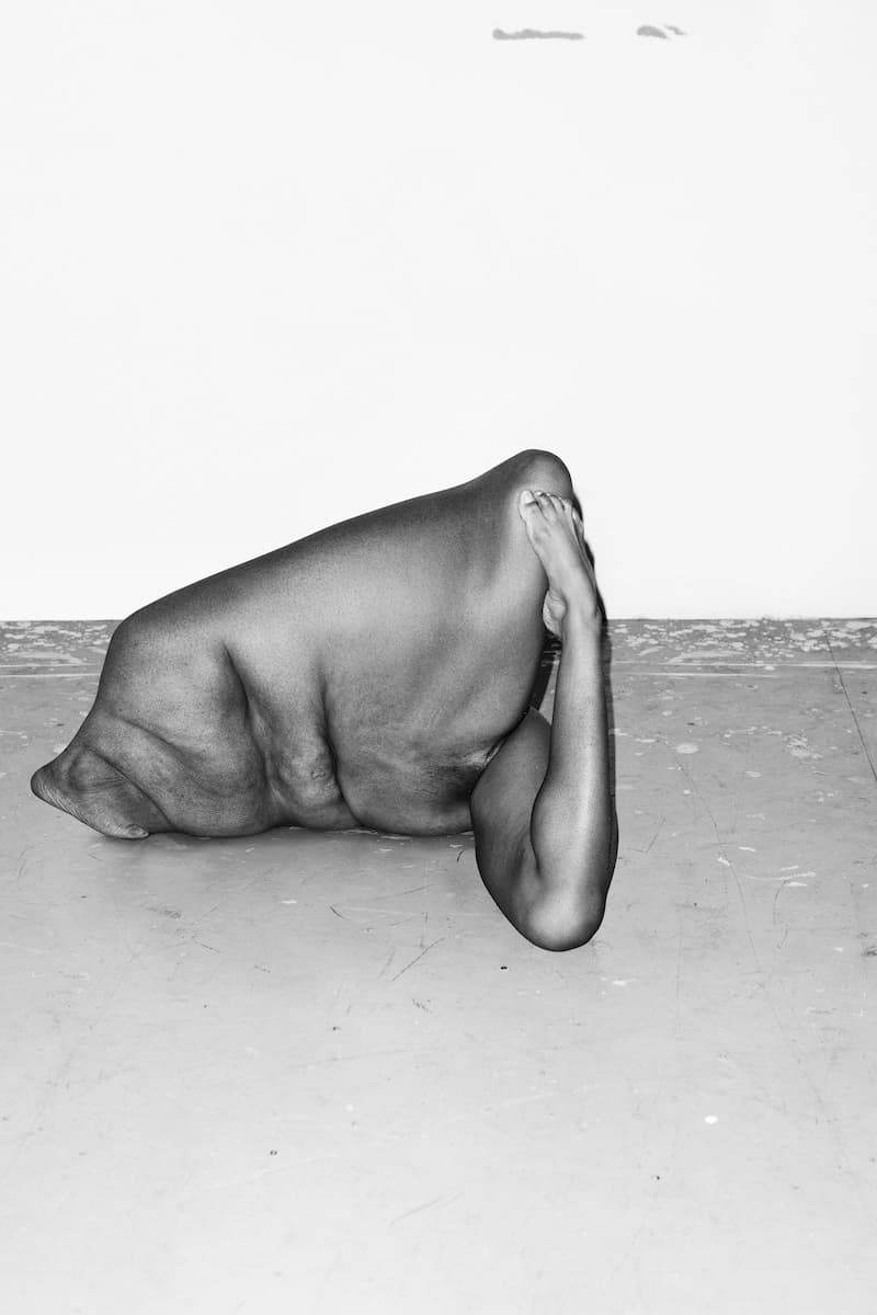 東京 DIESEL ART GALLERY 舉辦怪奇裸露攝影展「NO JOKE」