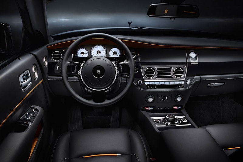Rolls-Royce 推出 Dawn Black Badge 黑魂限量車款