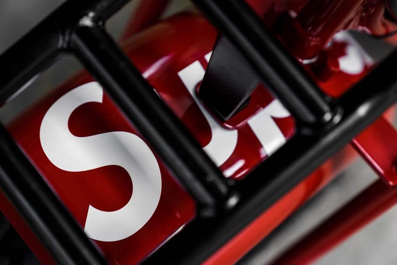 HYPEBEAST 獨家近賞 Supreme x Coleman CT200U 迷你電單車