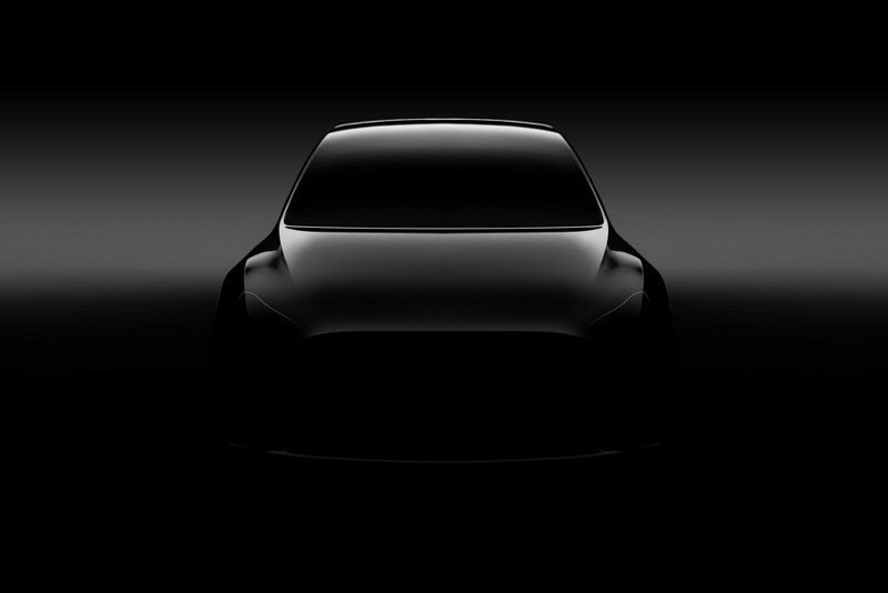 Elon Musk 在 Tesla 股東大會預告新款 Model Y SUV