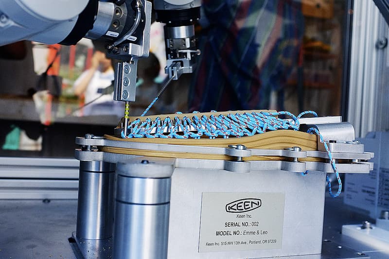 KEEN UNEEKBOT FACTORY STORE－走進「全世界最細小」的製鞋工廠