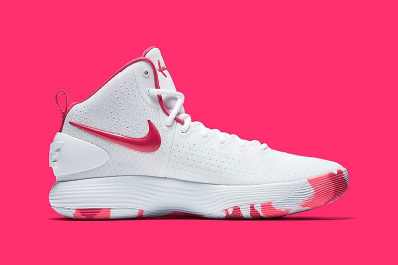 Nike React Hyperdunk 全新配色設計「kay Yow」