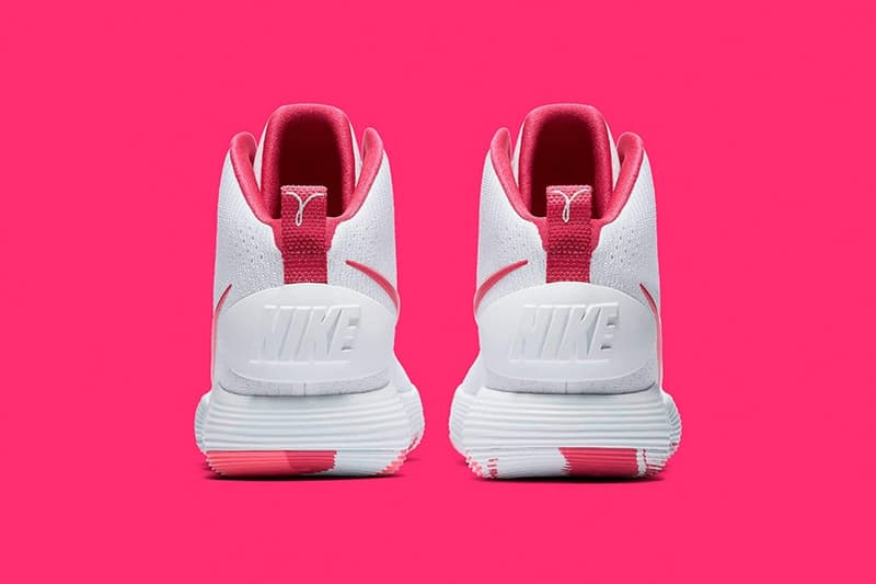 Nike React Hyperdunk 全新配色設計「kay Yow」